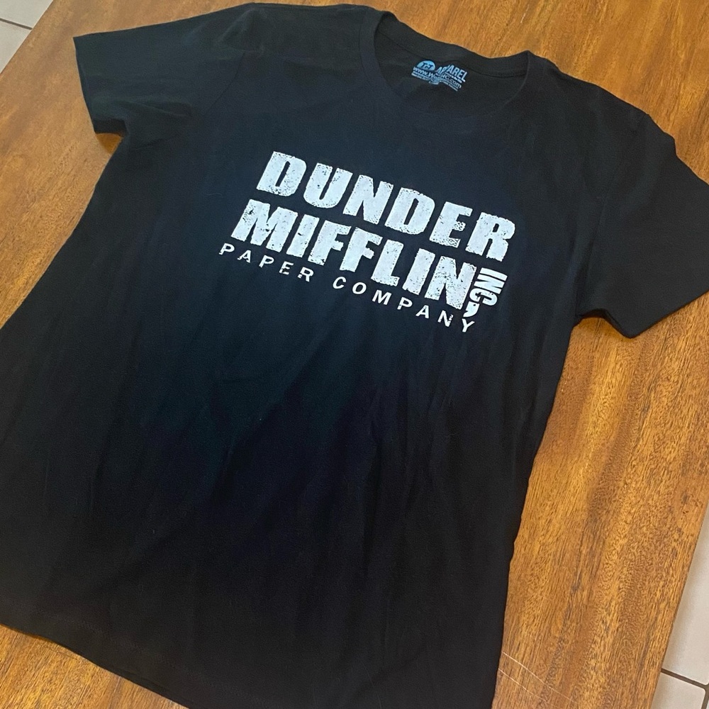 HG Apparel Dunder Mifflin Paper Co T-Shirt L Womens The Office TV Show Shirt NWT
